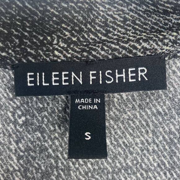 Eileen Fisher 100% Silk Gray Sleeveless Button Down Sz S - Picture 2 of 5